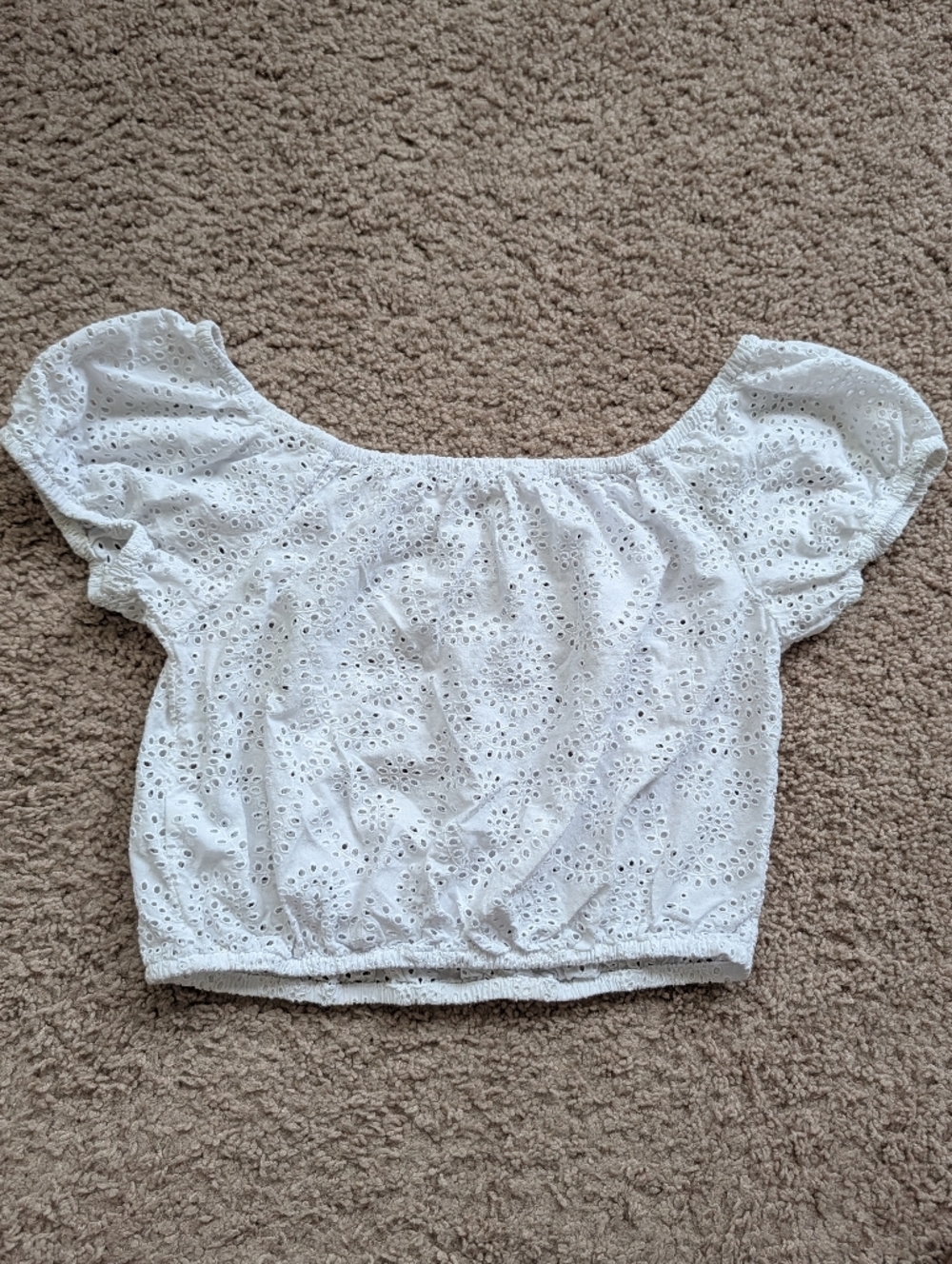 American Eagle Womens White Off Shoulder Eyelet Crop Top Size Small - Picture 3 of 9